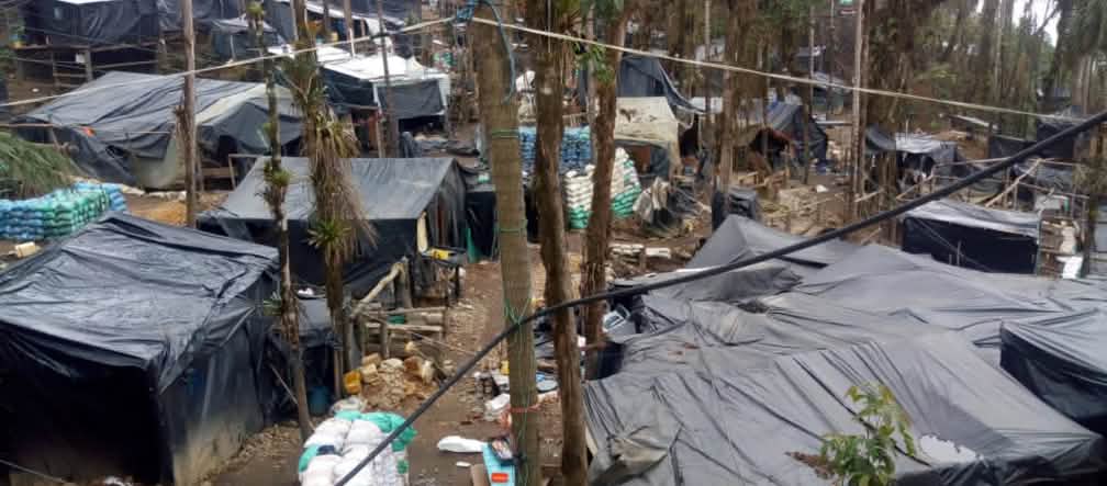 Campement d’orpailleurs illégaux en 2017 Campement d’orpailleurs illégaux à la Merced de Buenos Aires, canton d’Urcuquí, province d’Imbabura, Équateur
